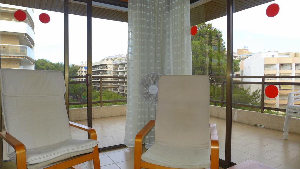 Rentalmar Diplomatic Park Salou Exteriör bild